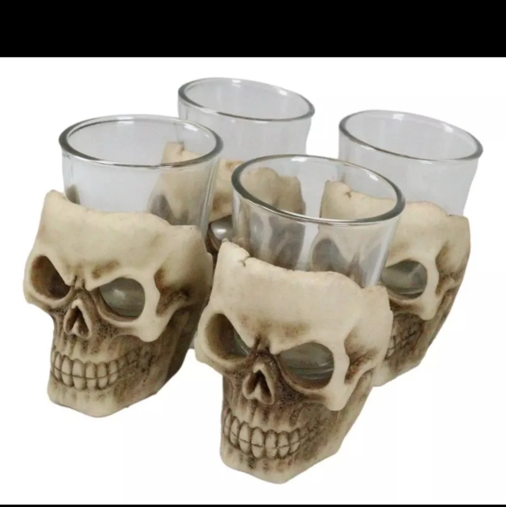 4pc Set Halloween 3D Skull Shot Glass Shooters Day of the Dead Skeleton New